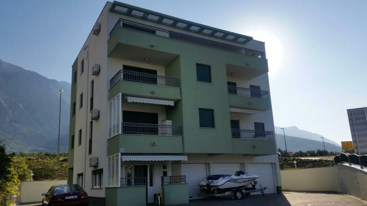 Apartment Tri sunca Baška Voda Exterior foto